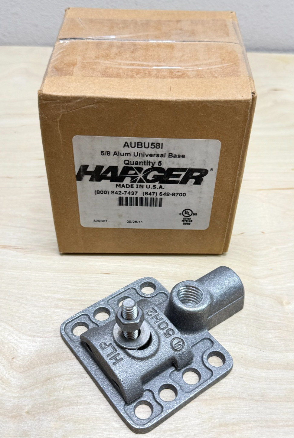 QTY of 5 Harger AUBU58I Aluminum Universal Base, 5/8