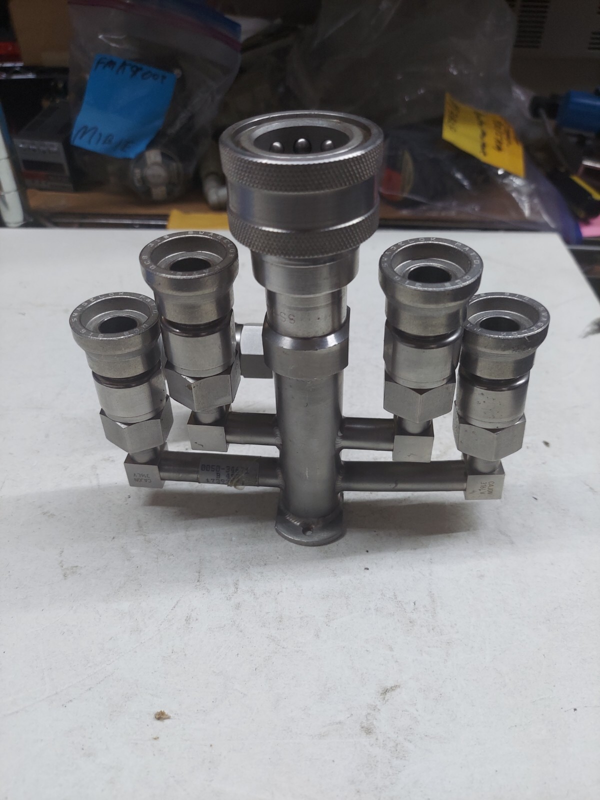 (AMAT) 0050-34671 MANIFOLD, TTF SUPPLY COMMON M/F LOOKS UNUSED MAKE OFFER