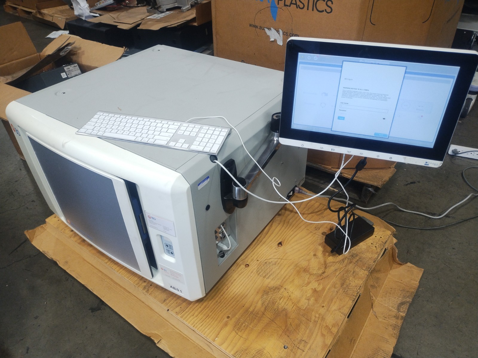 Becton Dickinson Ref 443624 Phoenix M50 Automated Microbiology System