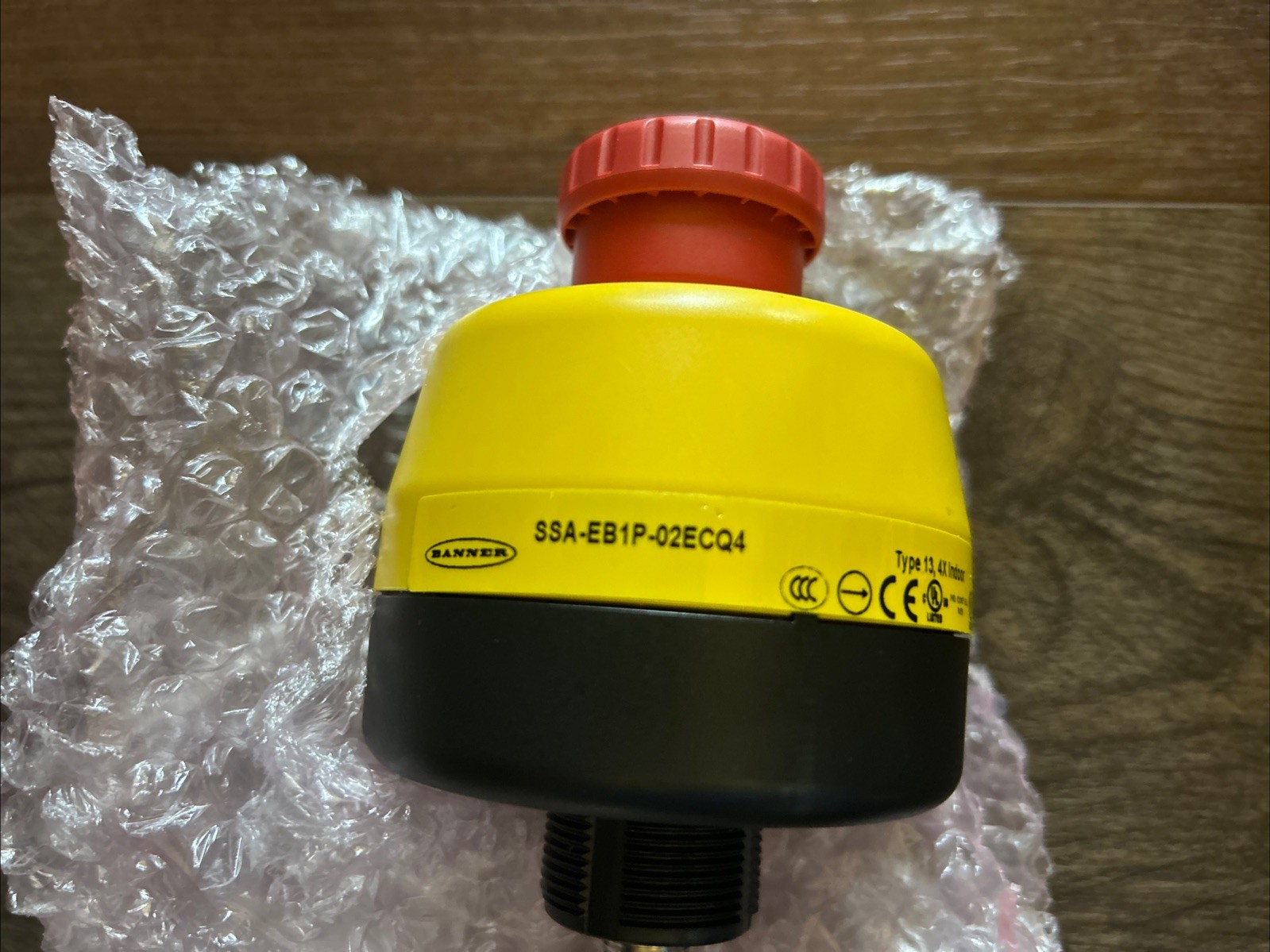 NEW BANNER SSA-EB1P-02ECQ4 EMERGENCY STOP BUTTON 25298