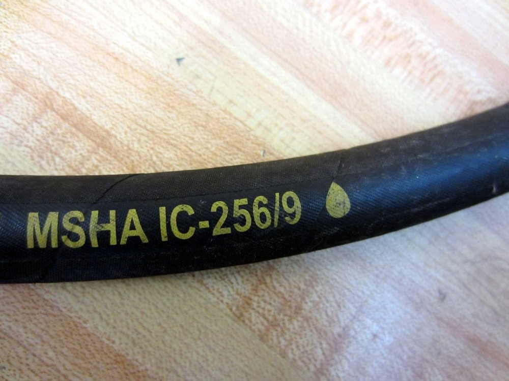 Hydralite I A151 Wearguard 1/2″ Hydraulic Hose SAE 100R17-8