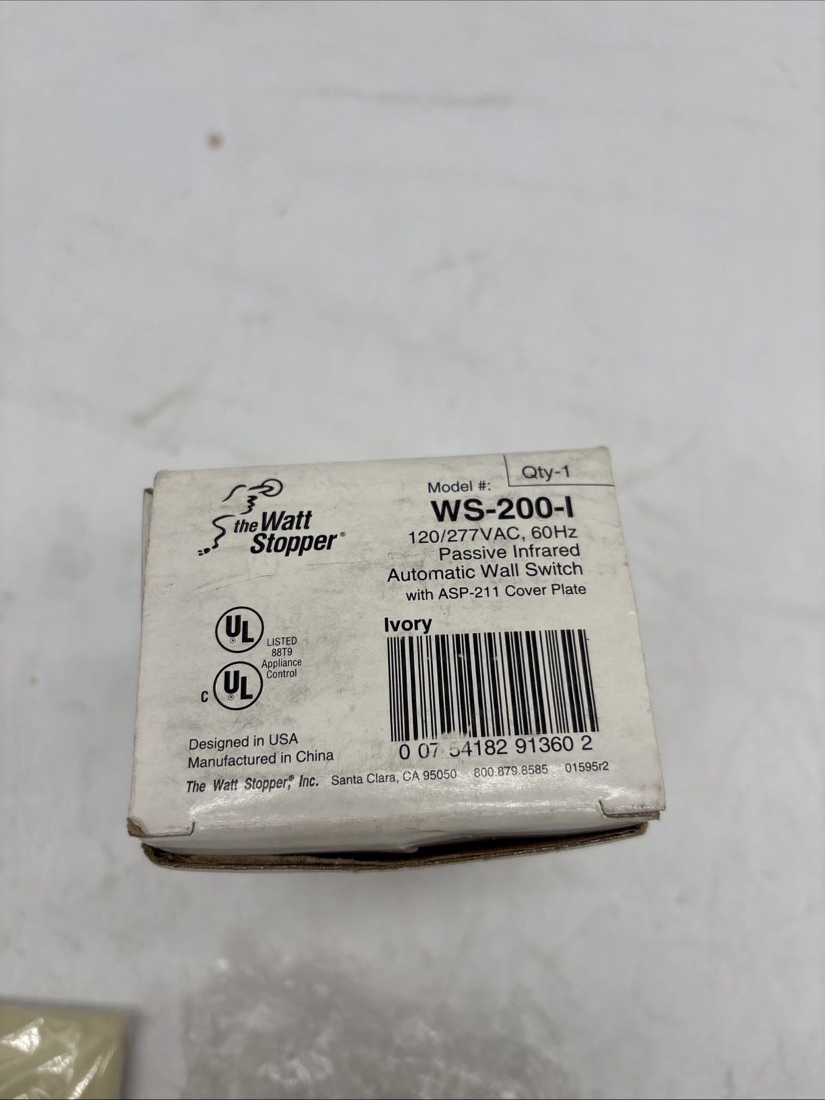 Watt Stopper WS-200-1 Automated Wall Switch 120-277 VAC 60 Hz Ivory New Open Box