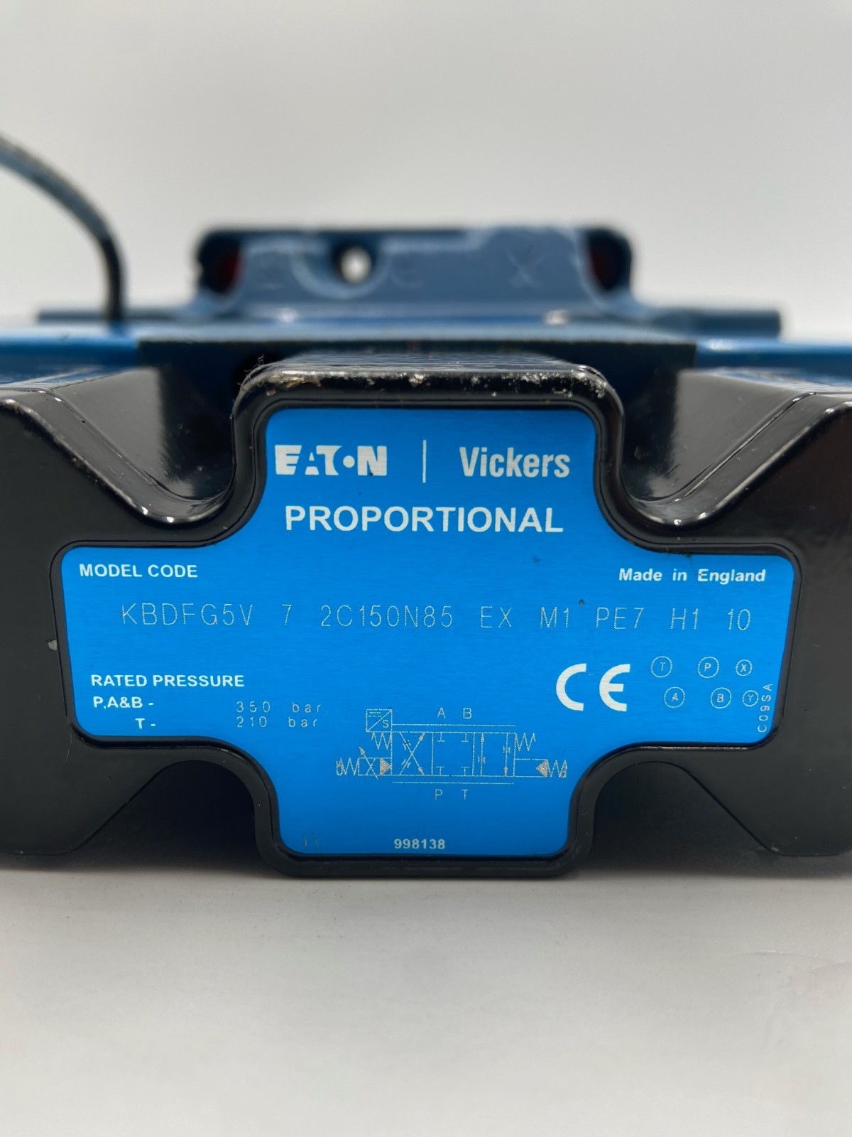 EATON | Vickers – 02-412128, KBDFG5V 7 2C150N85 EX M1 PE7 H1 10 Genuine-New