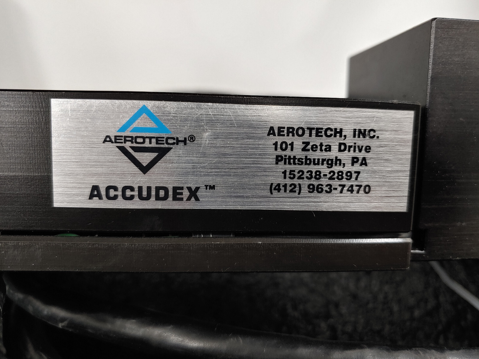 AEROTECH ACCUDEX ATS302 Linear Stage with 50SMC2N-K-30 Motor