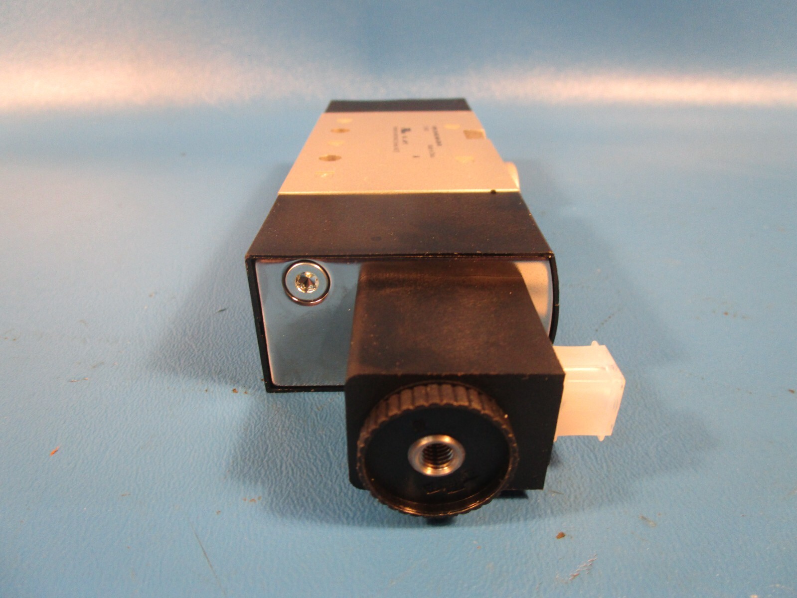 FESTO VUVS-L30-M52-MD-G38-F8-1C1, 575604 Solenoid Valve