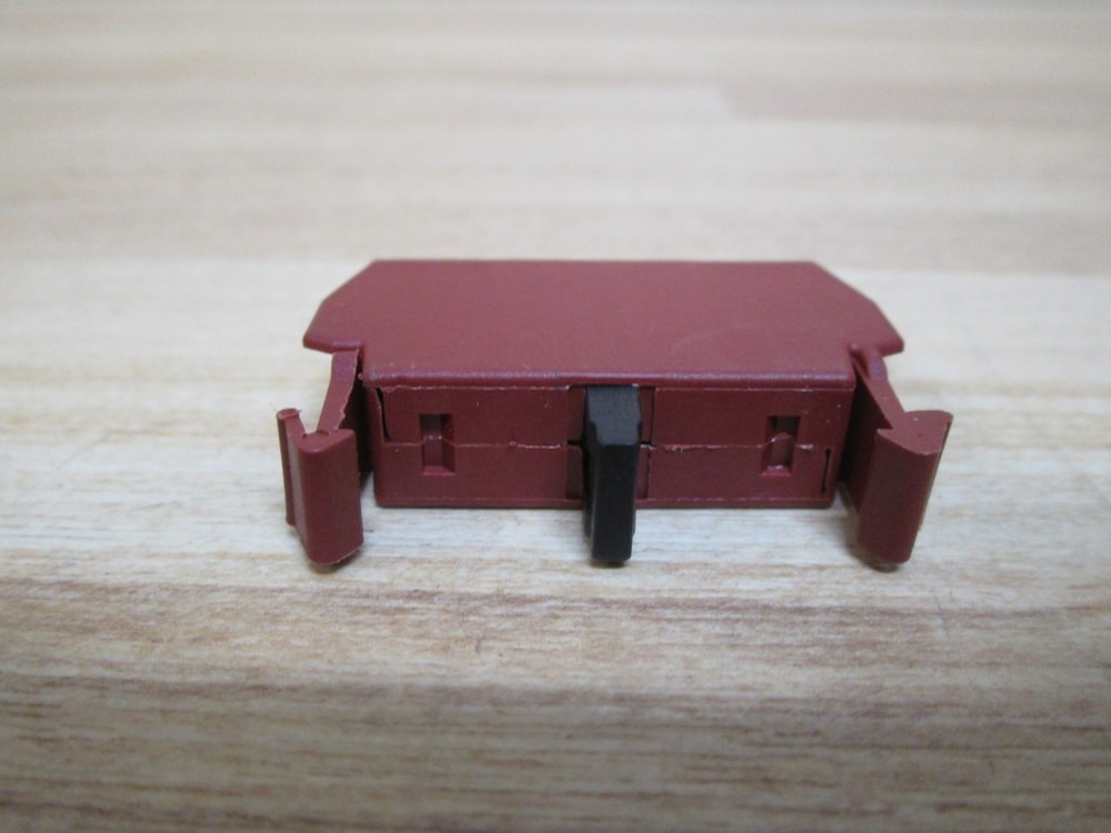General Electric P9B10VN Contact Block