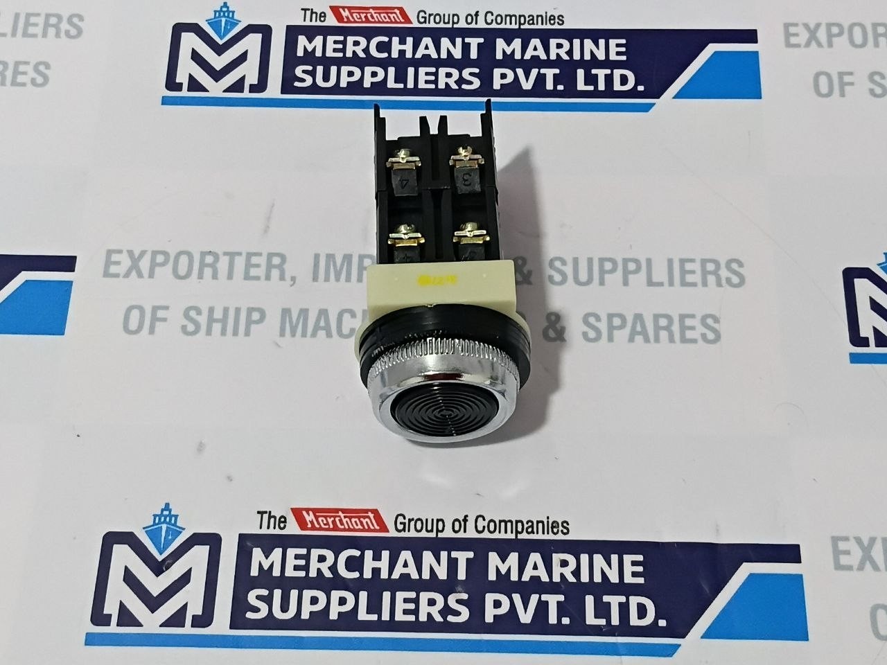 Fuji Electric AH30-F Black Push Button 10A 600V AH30-FB22 2A2B