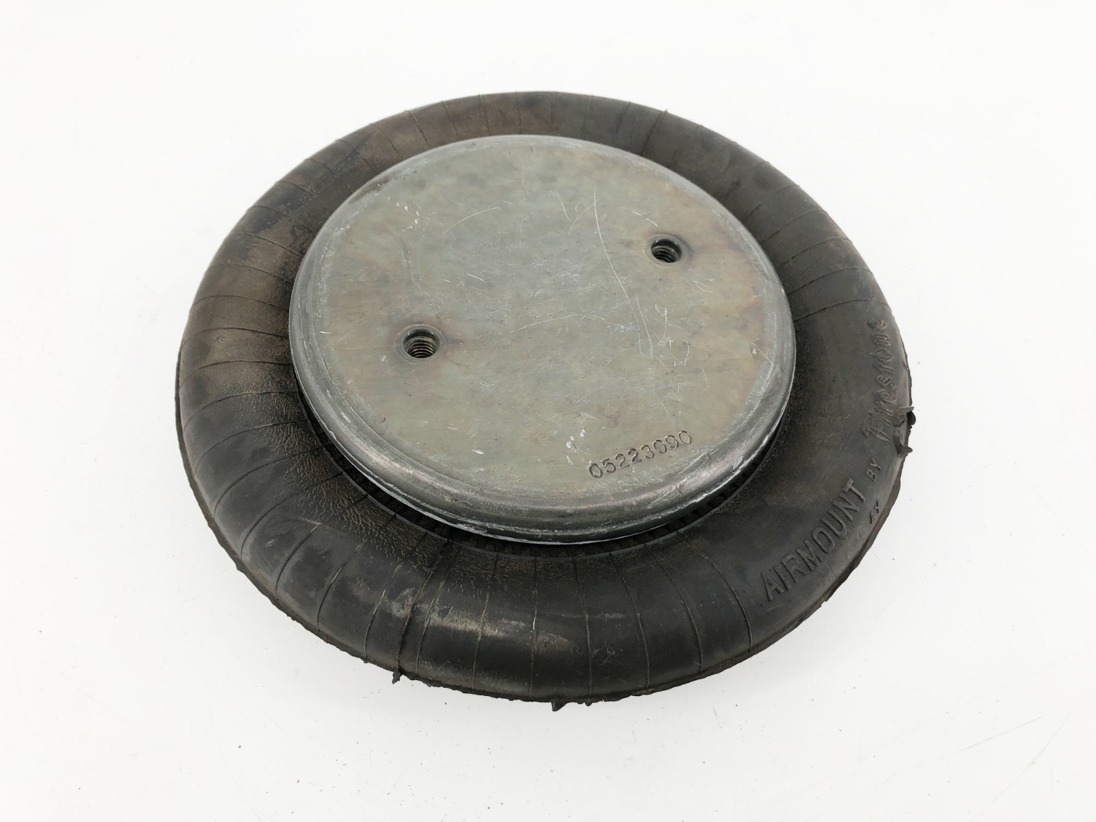 New Firestone W01-358-7465 Air Spring Single Conv. 3/4″ NPT Style 115 – No Box