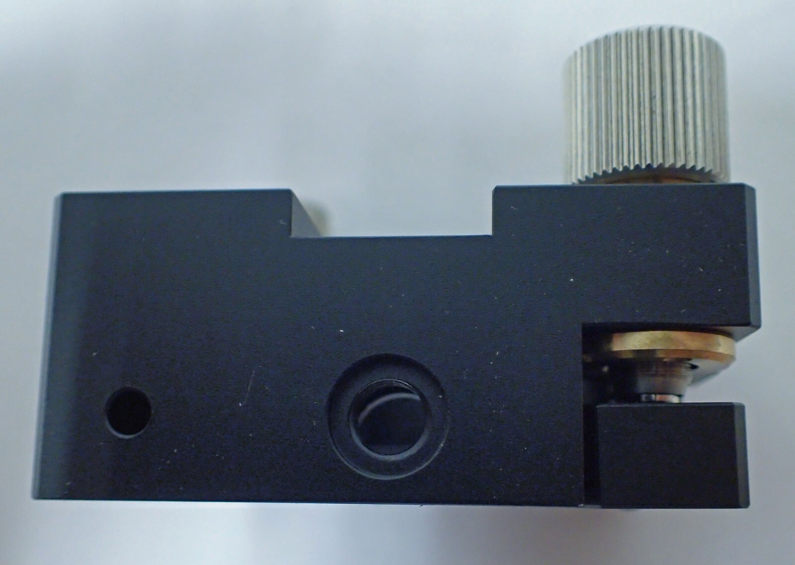 OPTOSIGMA MHI-25.4 KINEMATIC CENTER MIRROR MOUNT FOR 25.4mm MIRROR