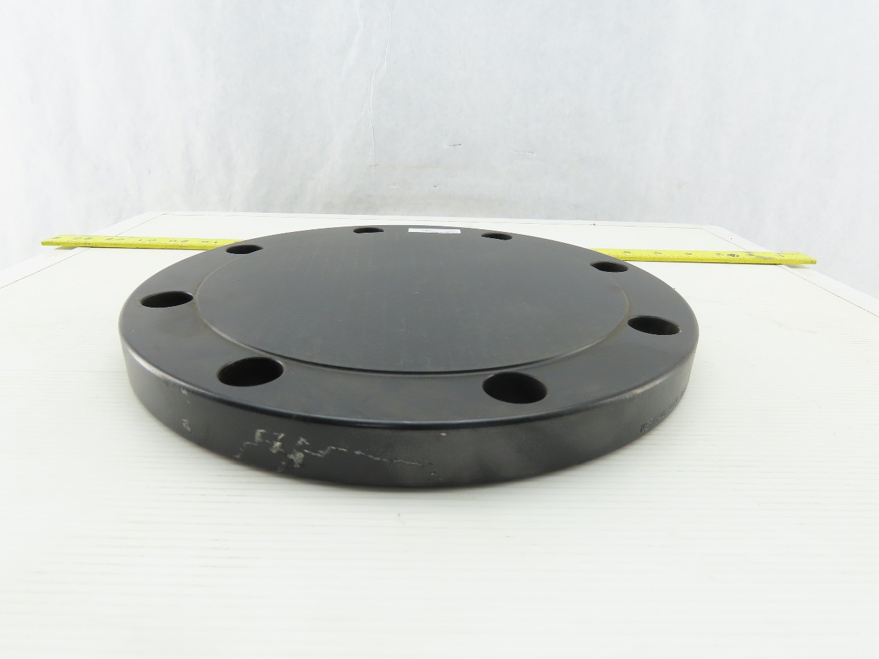 8 Bolt Low-Pressure Steel Unthreaded Pipe Flange Cap Pipe Size 6″