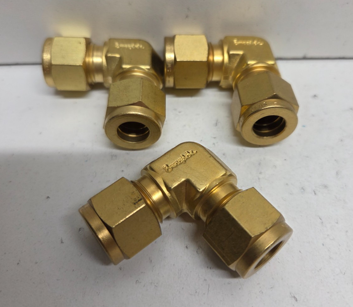 LOT OF 3 NEW NO BOX! SWAGELOK 3/8″ TUBE OD BRASS UNION ELBOWS B-600-9