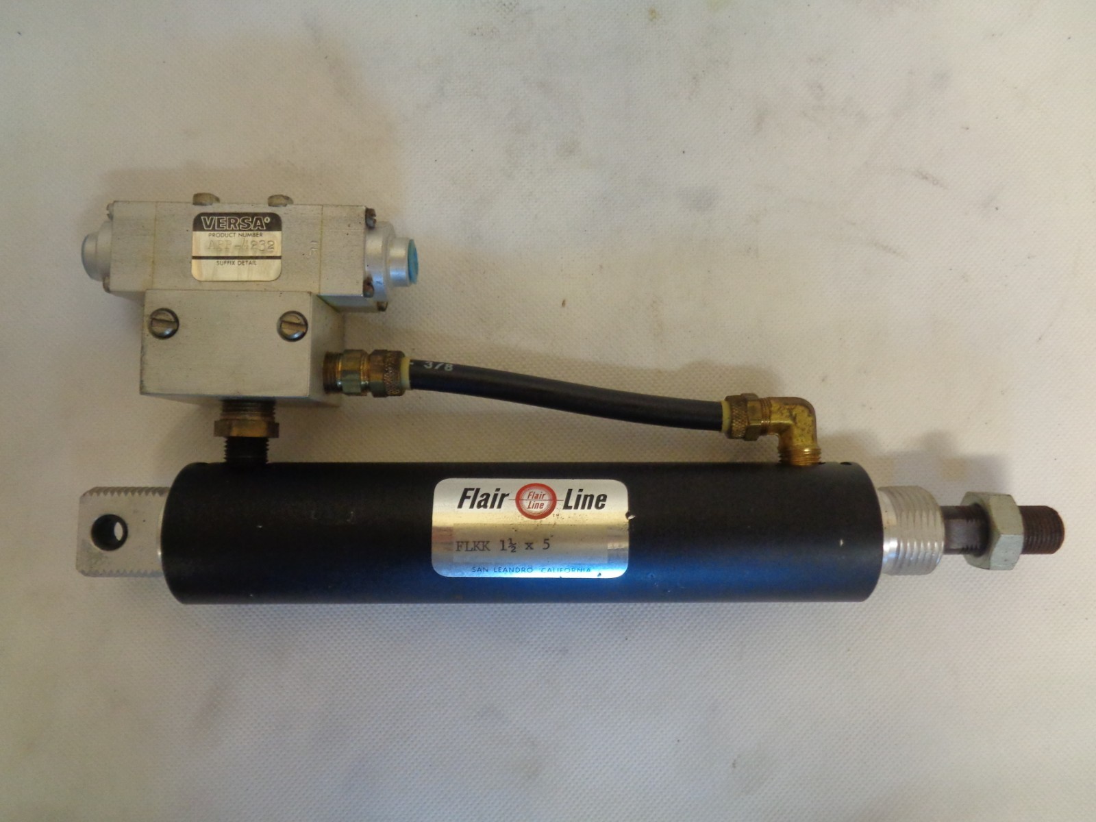 NEW FLAIR LINE FLKK 1 1/2″X5″ PNEUMATIC CYLINDER APP-4232 DIRECTIONAL VALVE KIT