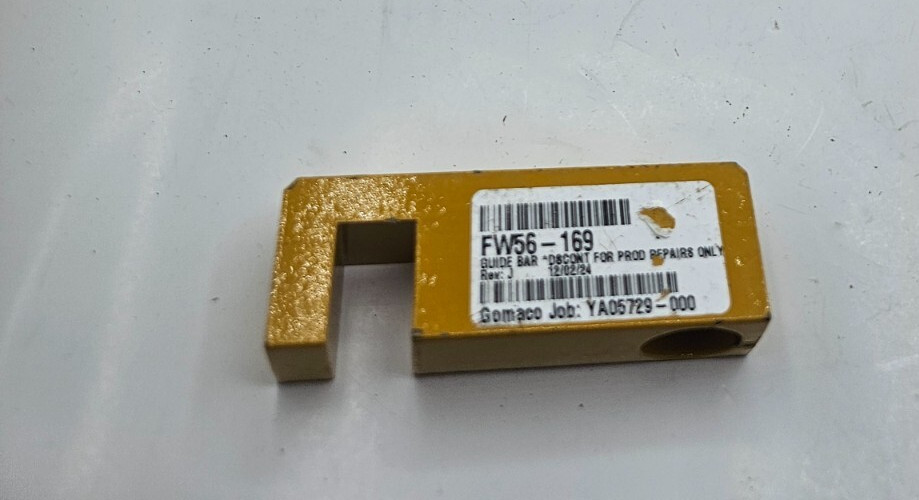 Gomaco Guide Bar Yellow YA05729-000 FW56-169