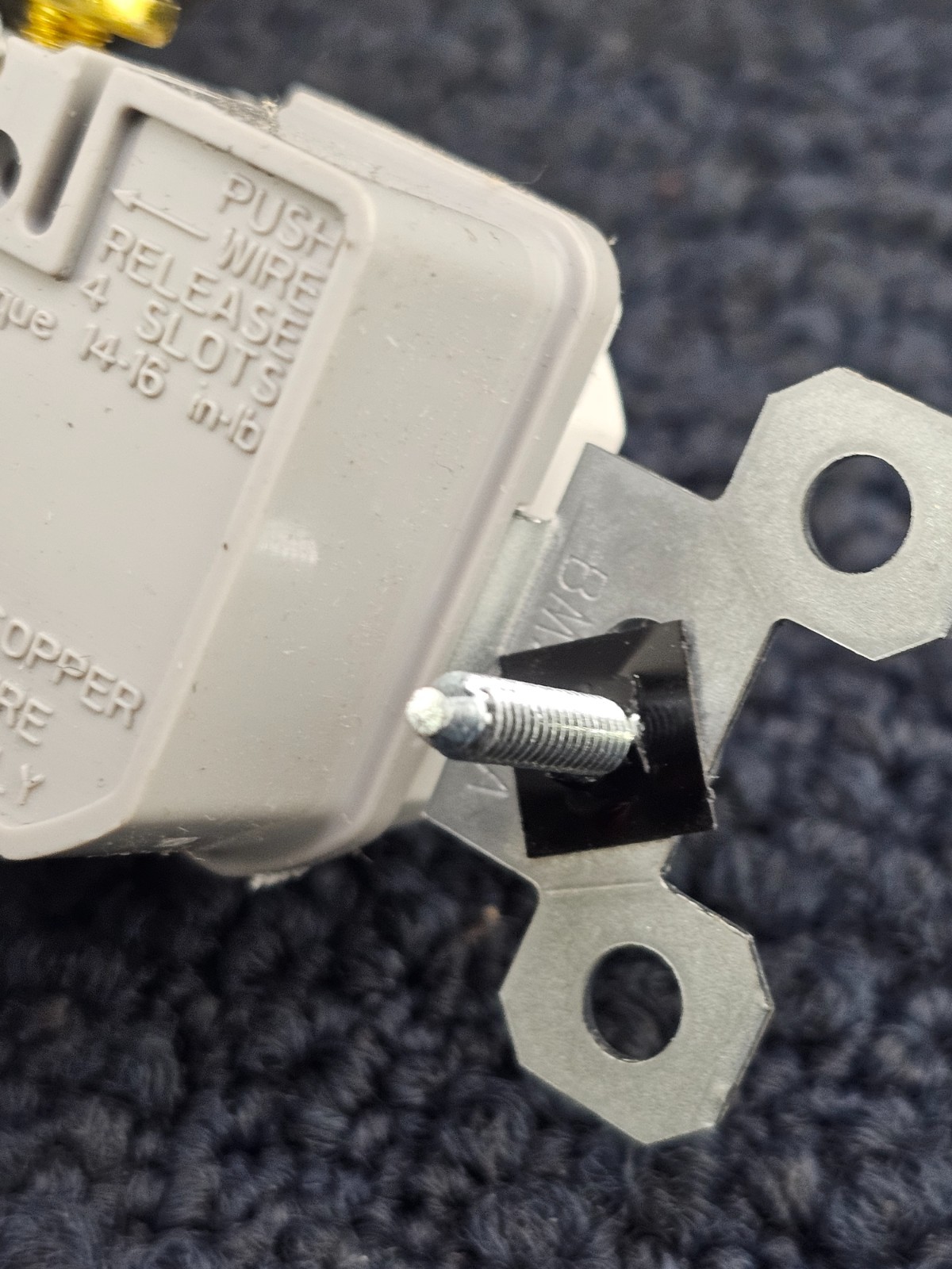 (QTY 10) Pass & Seymour 3232TR-W Tamper Resistant Duplex Receptacle 15A 125V