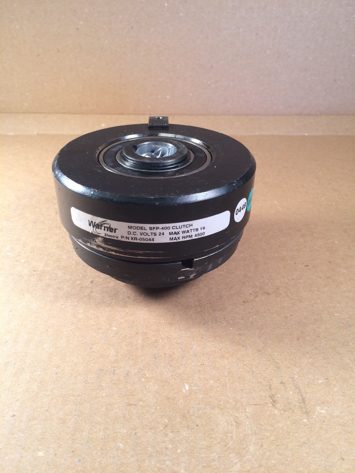 WARNER ELETRIC SFP-400 CLUTCH XR-05044 *BELIEVED TO BE SLIGHTLY USED TO NEW * —