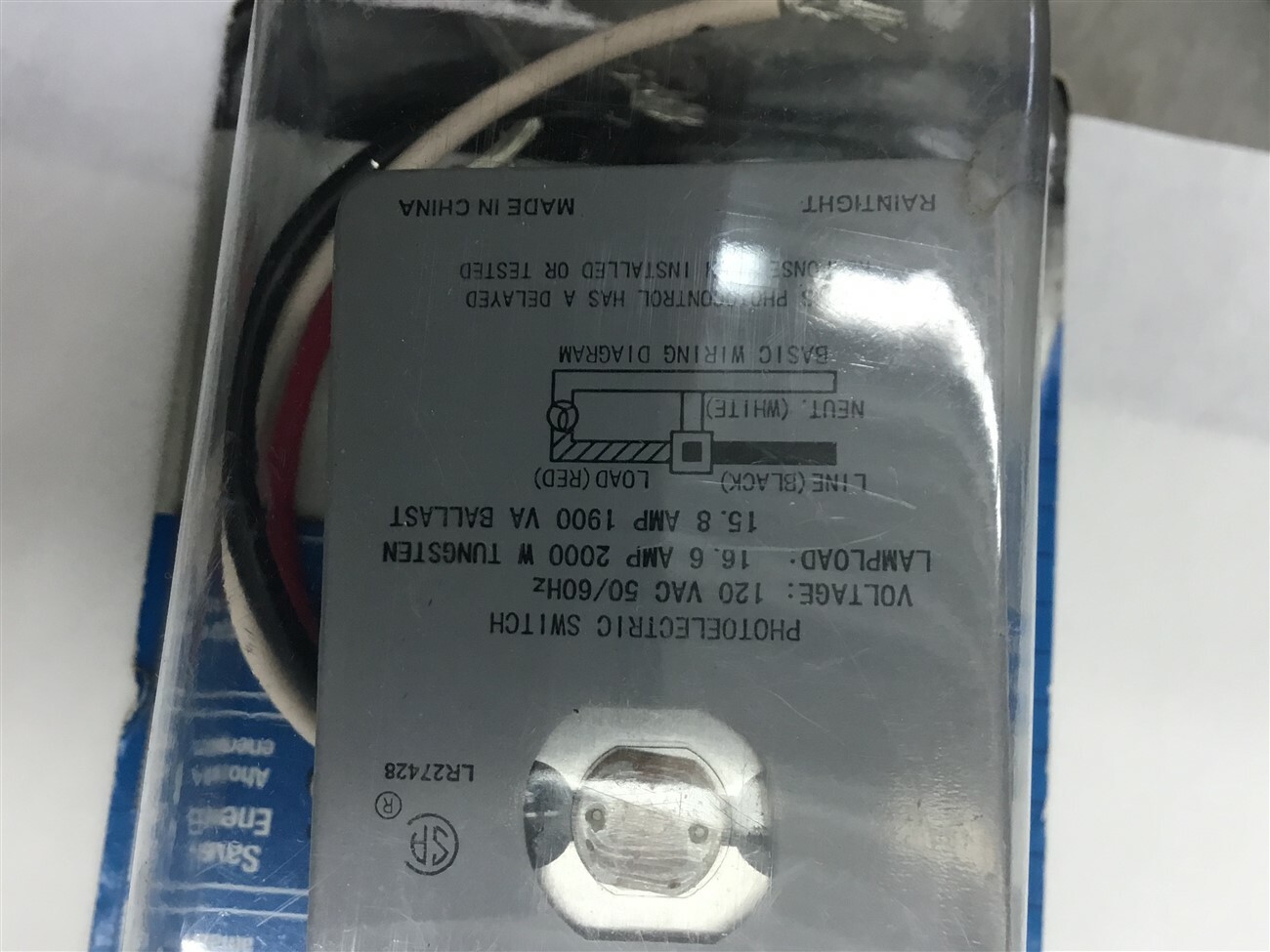 Utilitech 0007216 Dusk to Dawn light Control