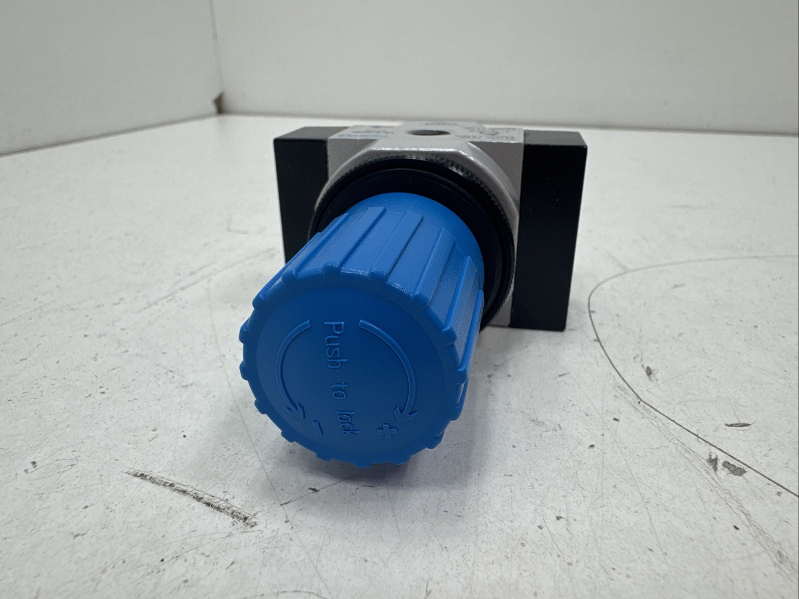 Festo 173649 LR-1/4-D-0-MINI-NPT Pressure Regulator Valve