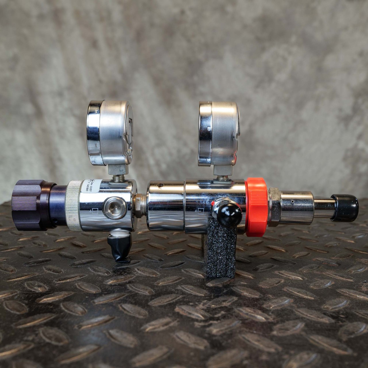 Air Liquide HBS 240-8-3 Dual Stage Pressure Regulator, Used