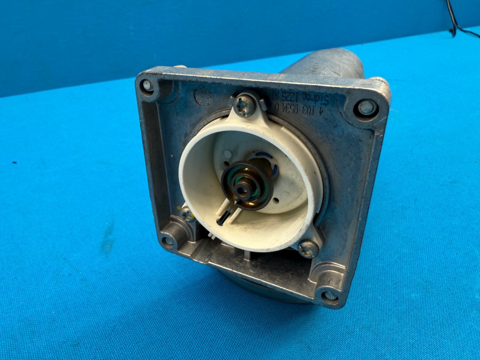 Genuine Siemens SKP15.012U1 110-120V 50/60Hz 13.5VA Gas Valve Actuator