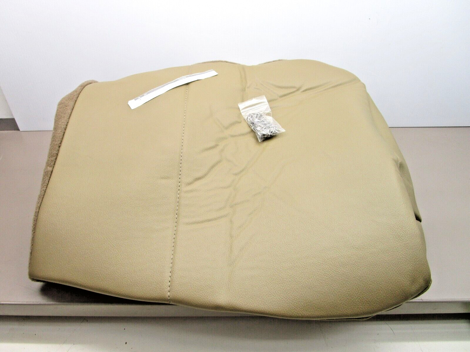 “The Seat Shop” Passenger Bottom Seat Cover Vinyl Medium Camel 08-10 F250