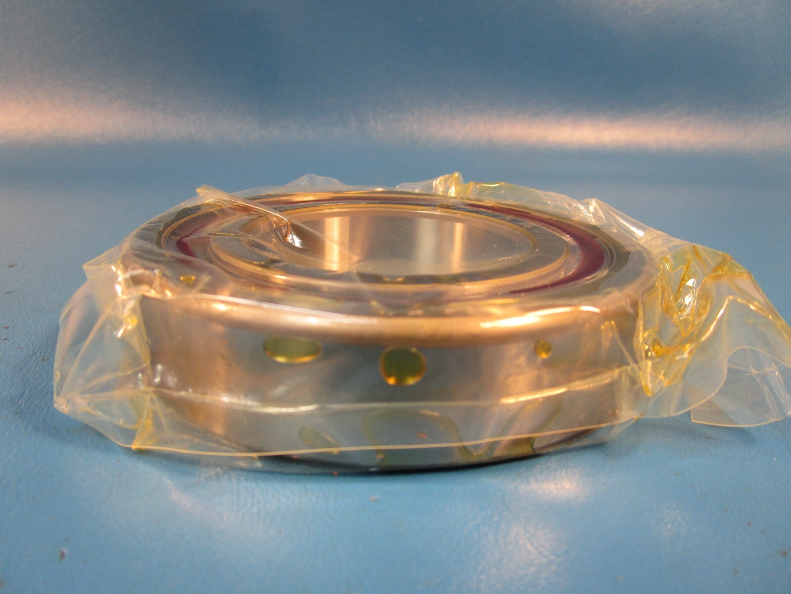 NSK 7211CTRSUMP4Y, Super Precision Angular Contact Ball Bearing, 55mm Bore, 100m