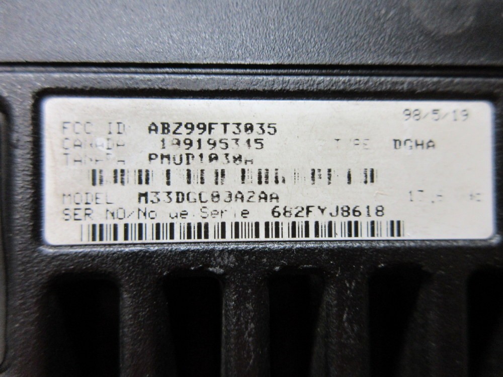 Motorola M33DGC00A2AA Radius Mobile Radio SM50