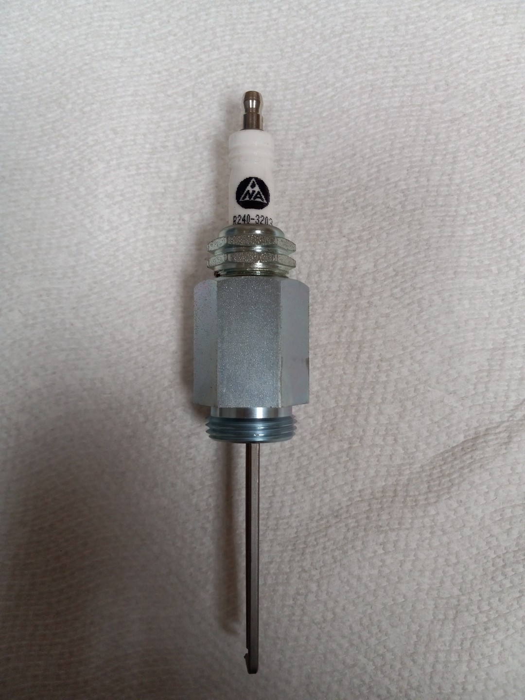 NA R240-3203 igniter electrode manufactured by North American