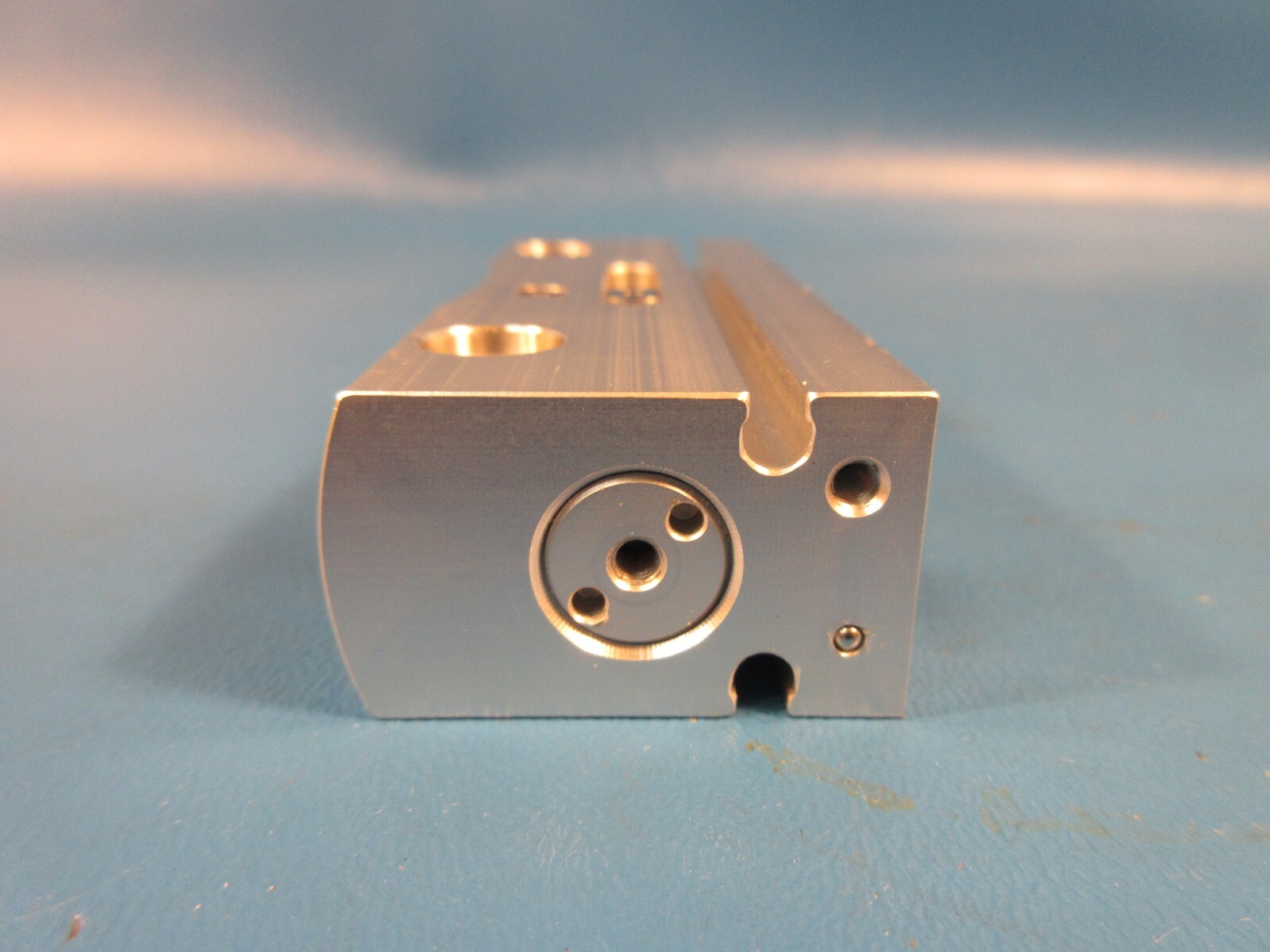 Festo DADM-EP-G6-10, 1492072 Intermediate Position Module