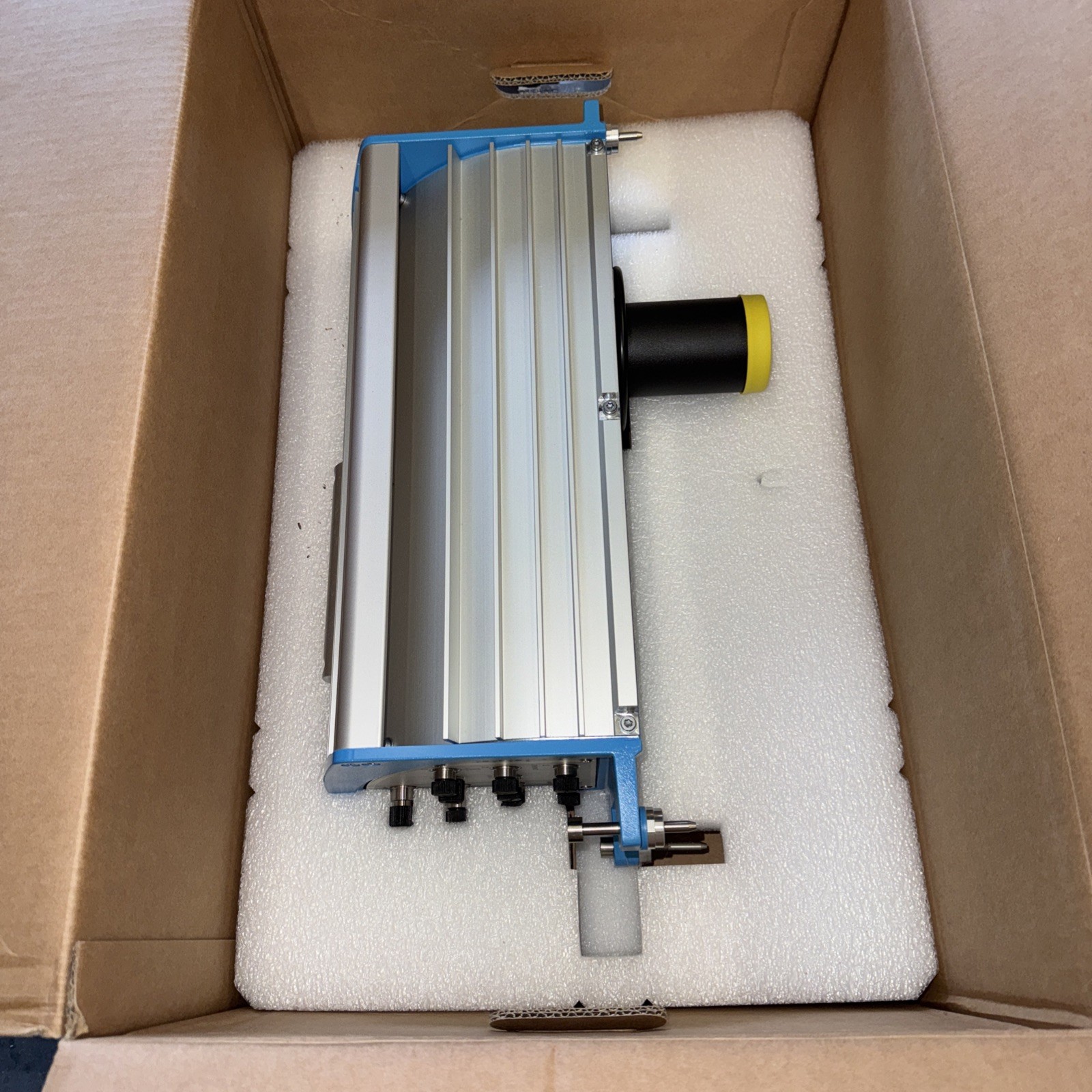 SICK Industrial Barcode Scanner ICD890-44342020 1092550 New, USA Seller, PND