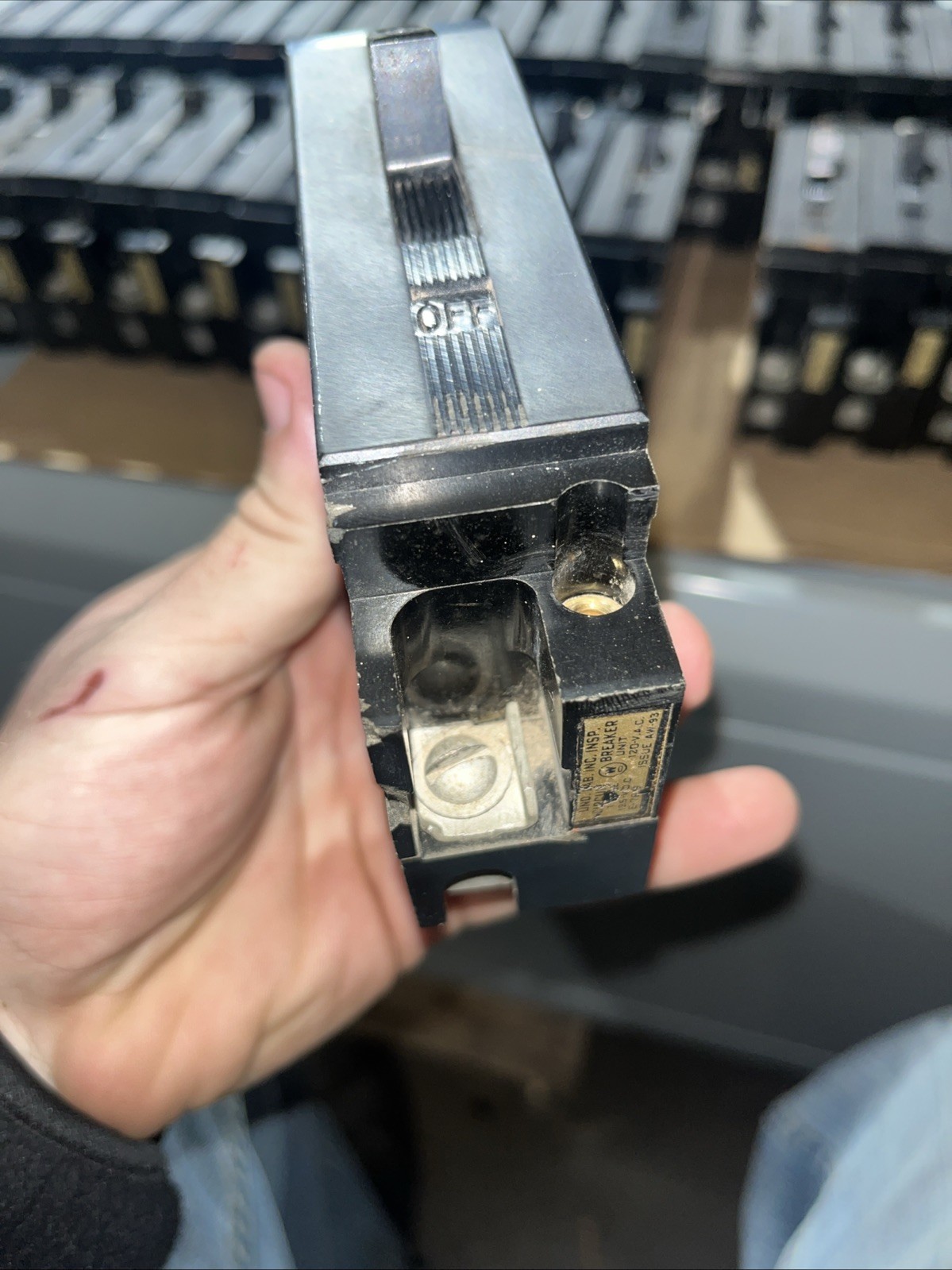 UNI LAB Westinghouse E7819 20A 1-Pole Circuit breaker