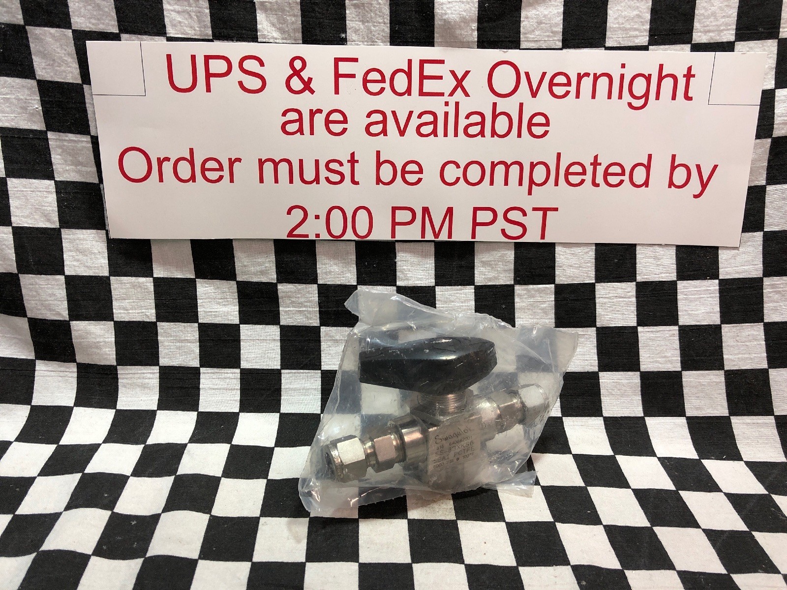SWAGELOK SS-83XKS6, High Pressure 3-Way Ball Valve 3/8″ TUBE X 1/4″ FNPT #ZA2