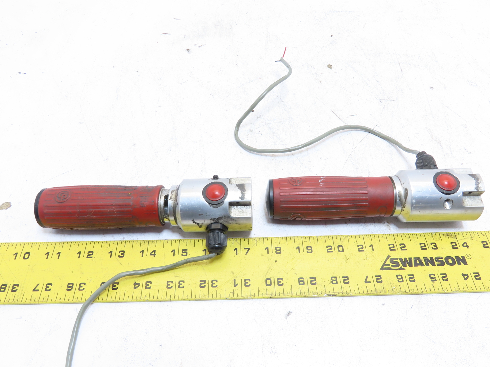Chicago Pneumatic 2-Hand Safety Thumb Switch Left/Right Set 1-N.O. Contact