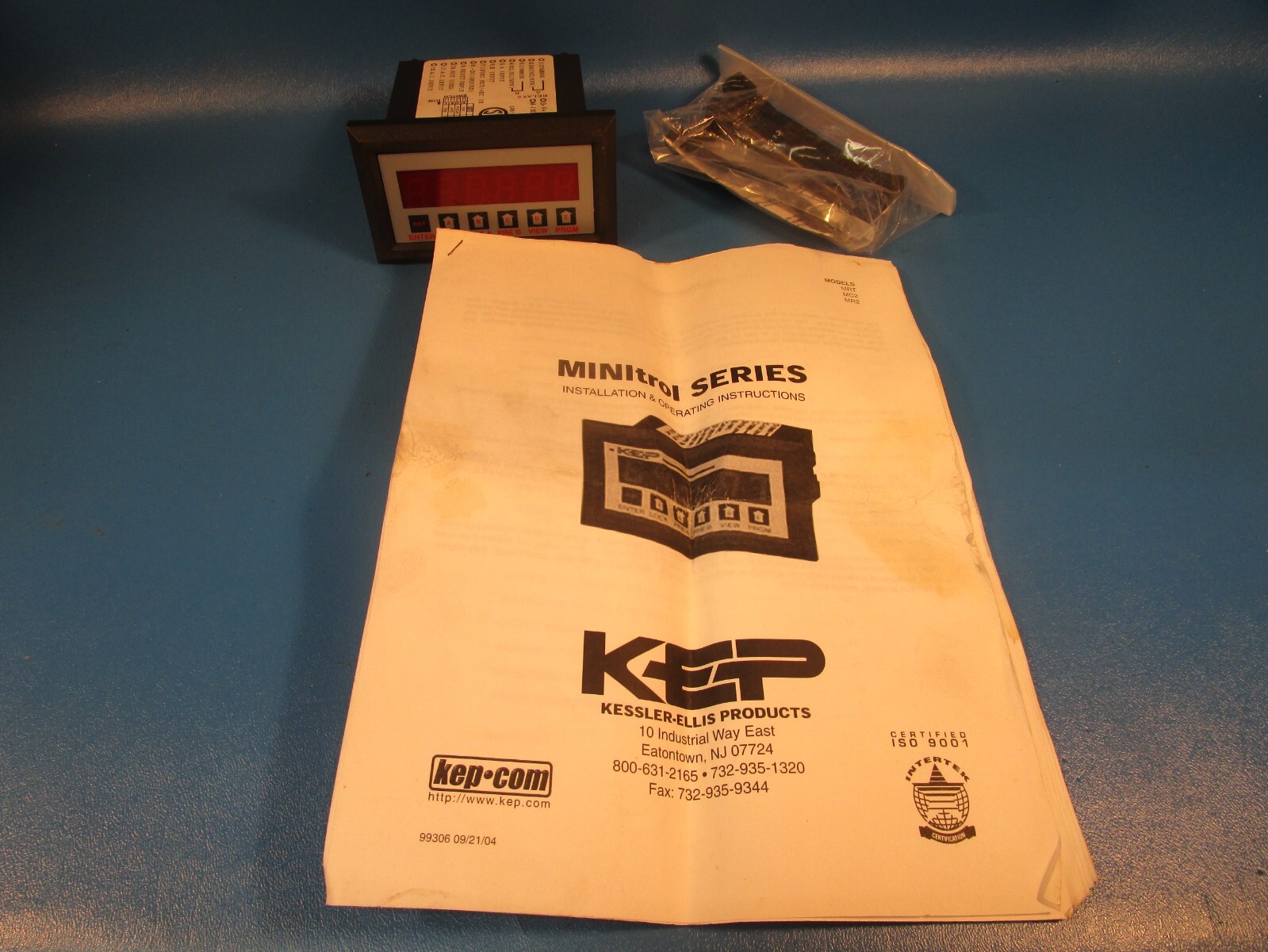 KEP MRTA3A, MINItrol Ratemeter Totalizer, 4-20mA Output, Six Digit Readout