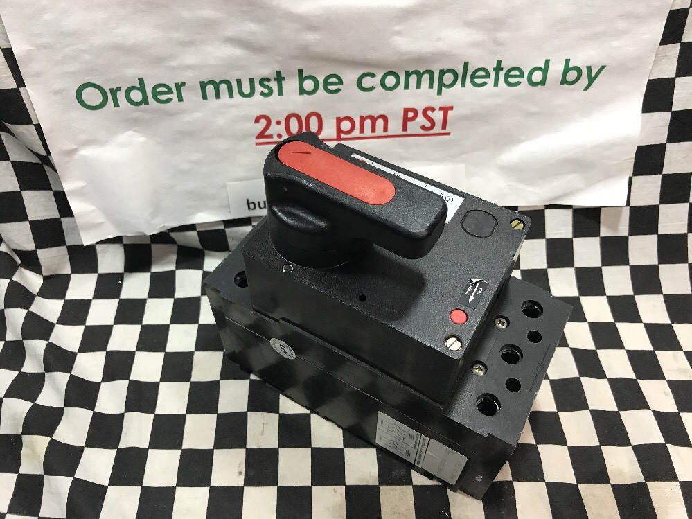 ABB Circuit Breaker TYPE AS, 150A, 3P, UXAB 727131 R 127, SHIPSAMEDAY#BOX 4 “T”
