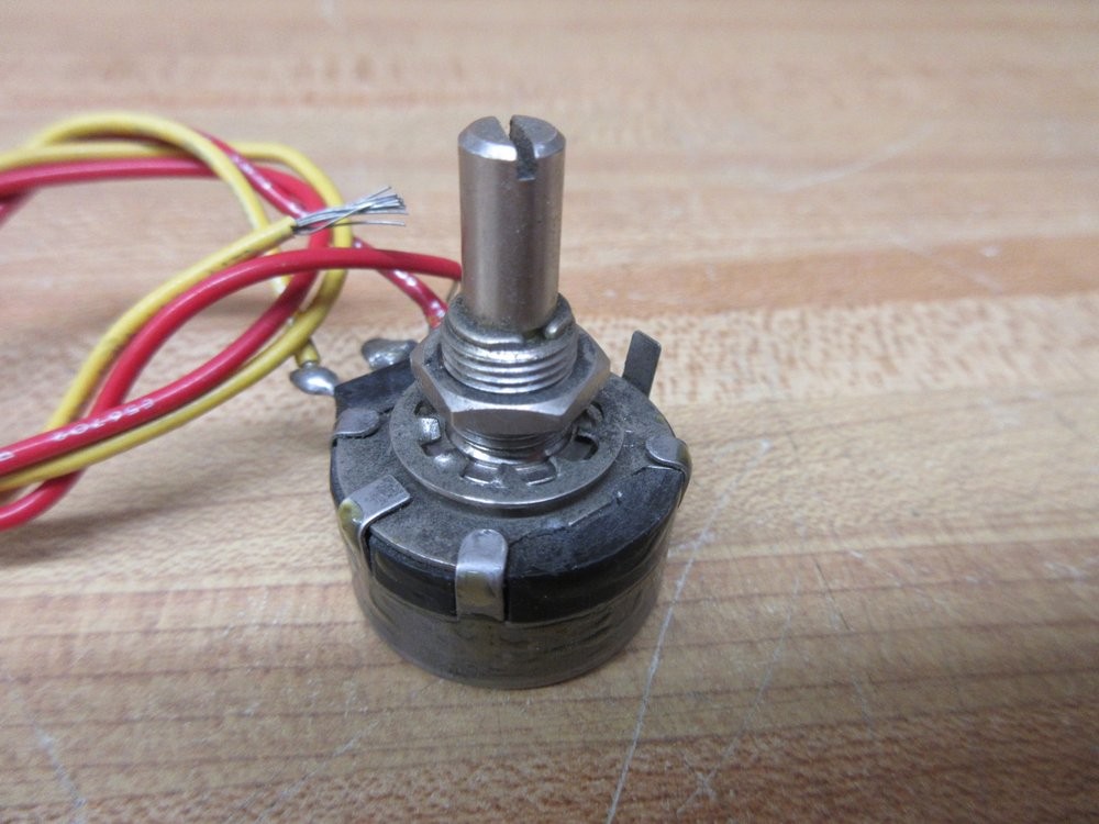 Clarostat RV4NAYSD104A Potentiometer 53CS-100 K-S W/ 2 Wire Leads