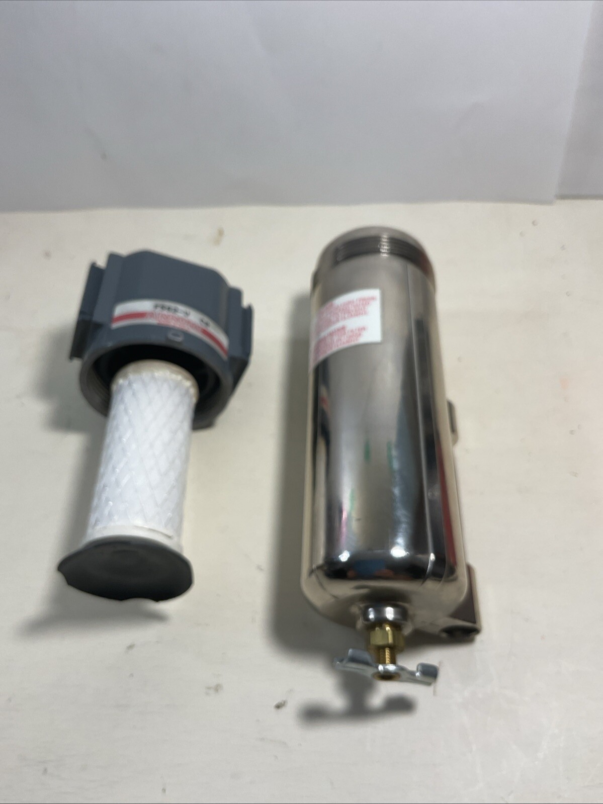NEW ARROW F562-v COALESCING FILTER 3/8 N.O.S.