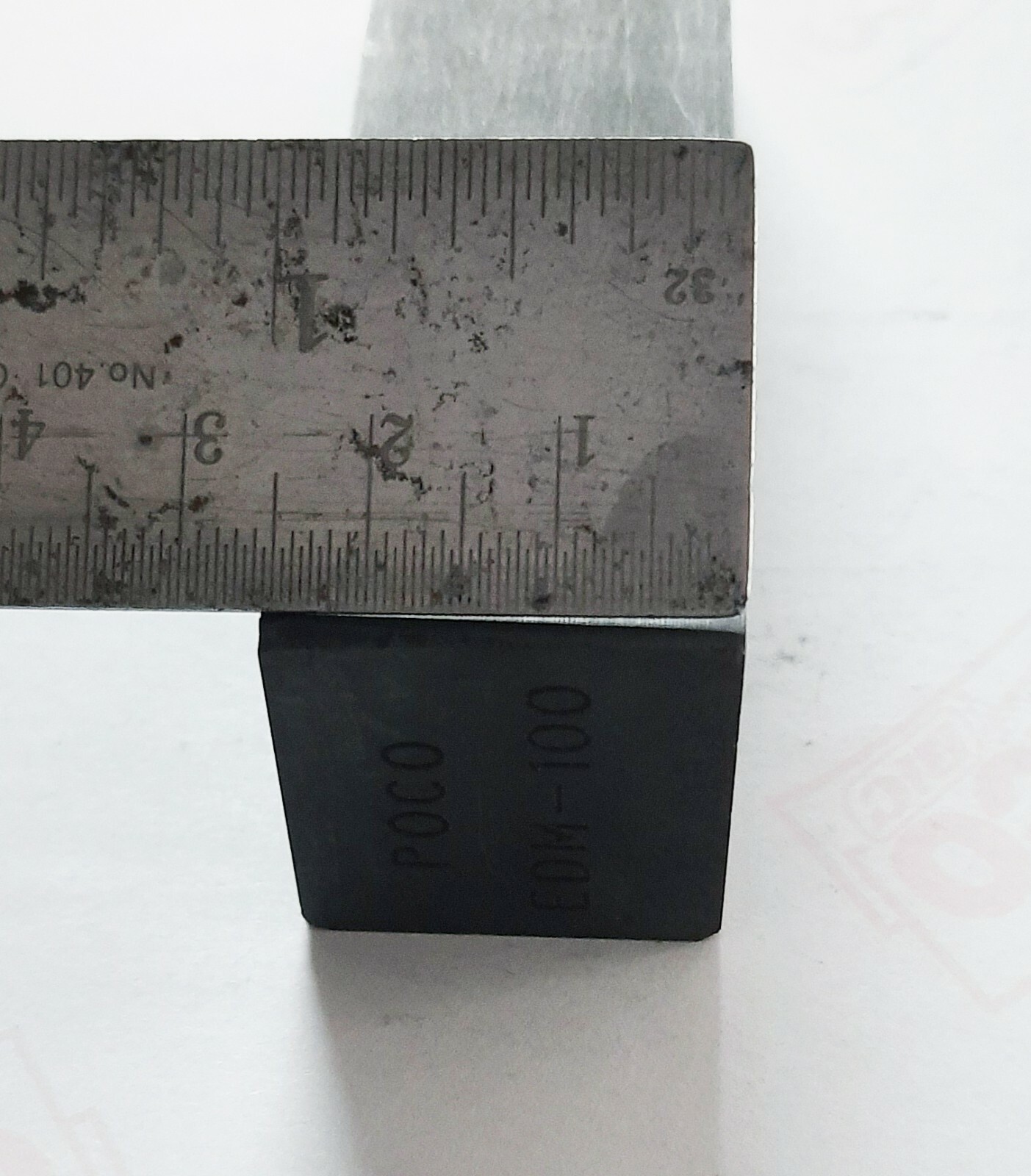 UNOCAL POCO EDM-100 GRAPHITE BLOCK 104 X 26 X 26 mm – NEW – OLD STOCK