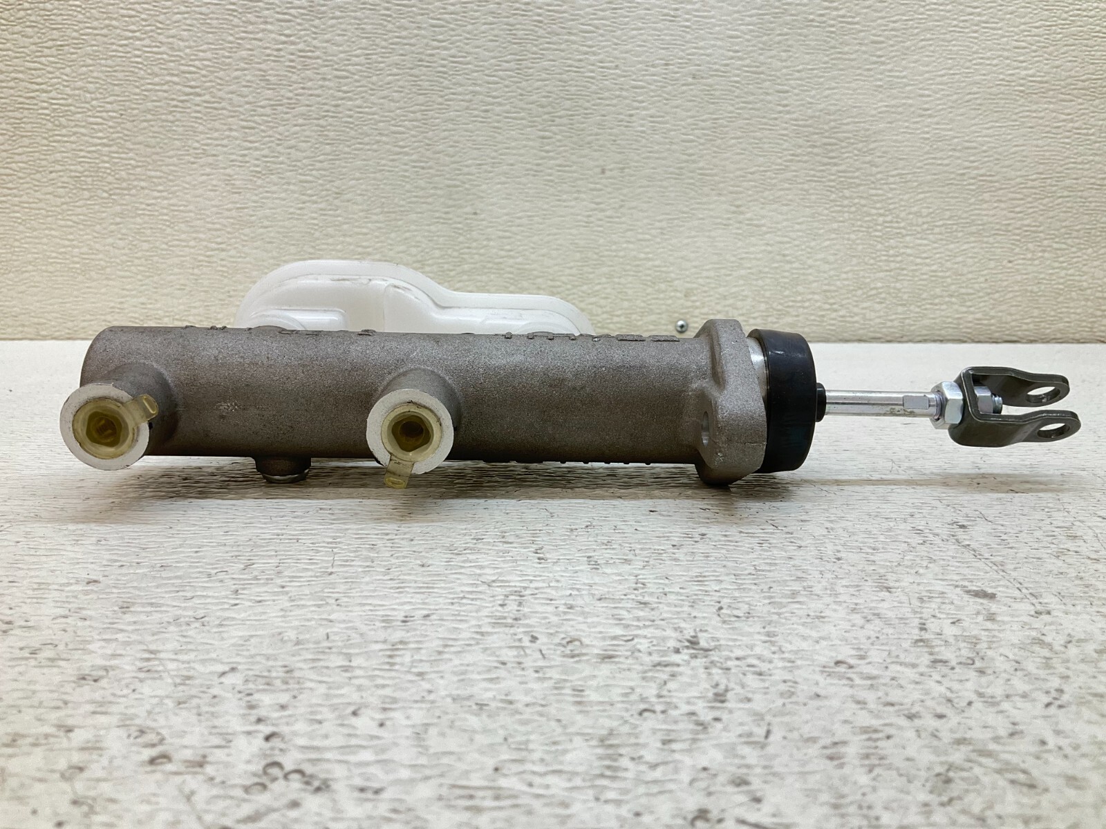 Hayes 668579 1″ Brake Master Cylinder (TSC)
