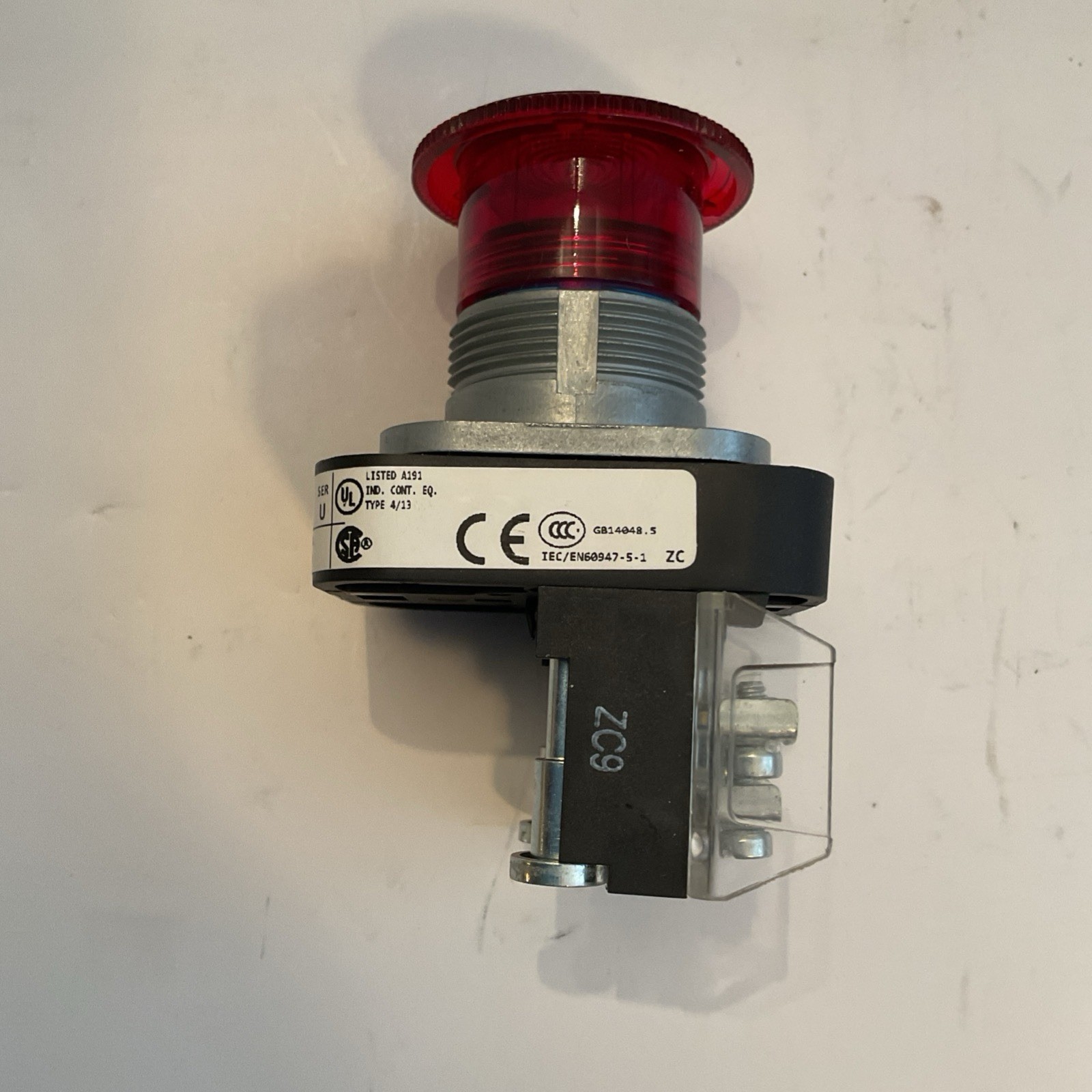 Allen Bradley 800T-FXTQH2RA1 Red Push Button New in Box