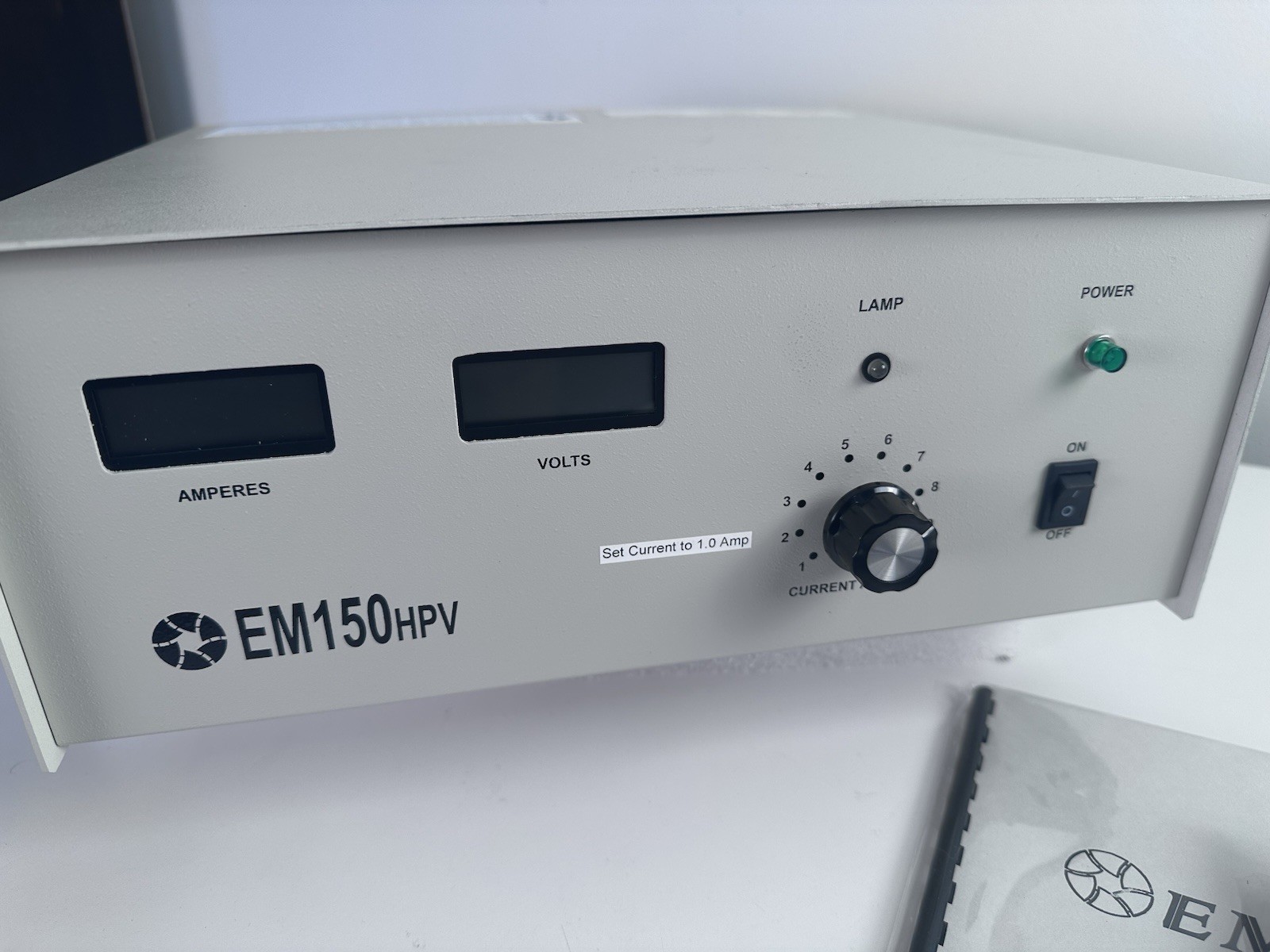 EMSC EM150hpv 150W Xenon Arc Lamp PSU w/ Dented Case See Pic- Working See Desc