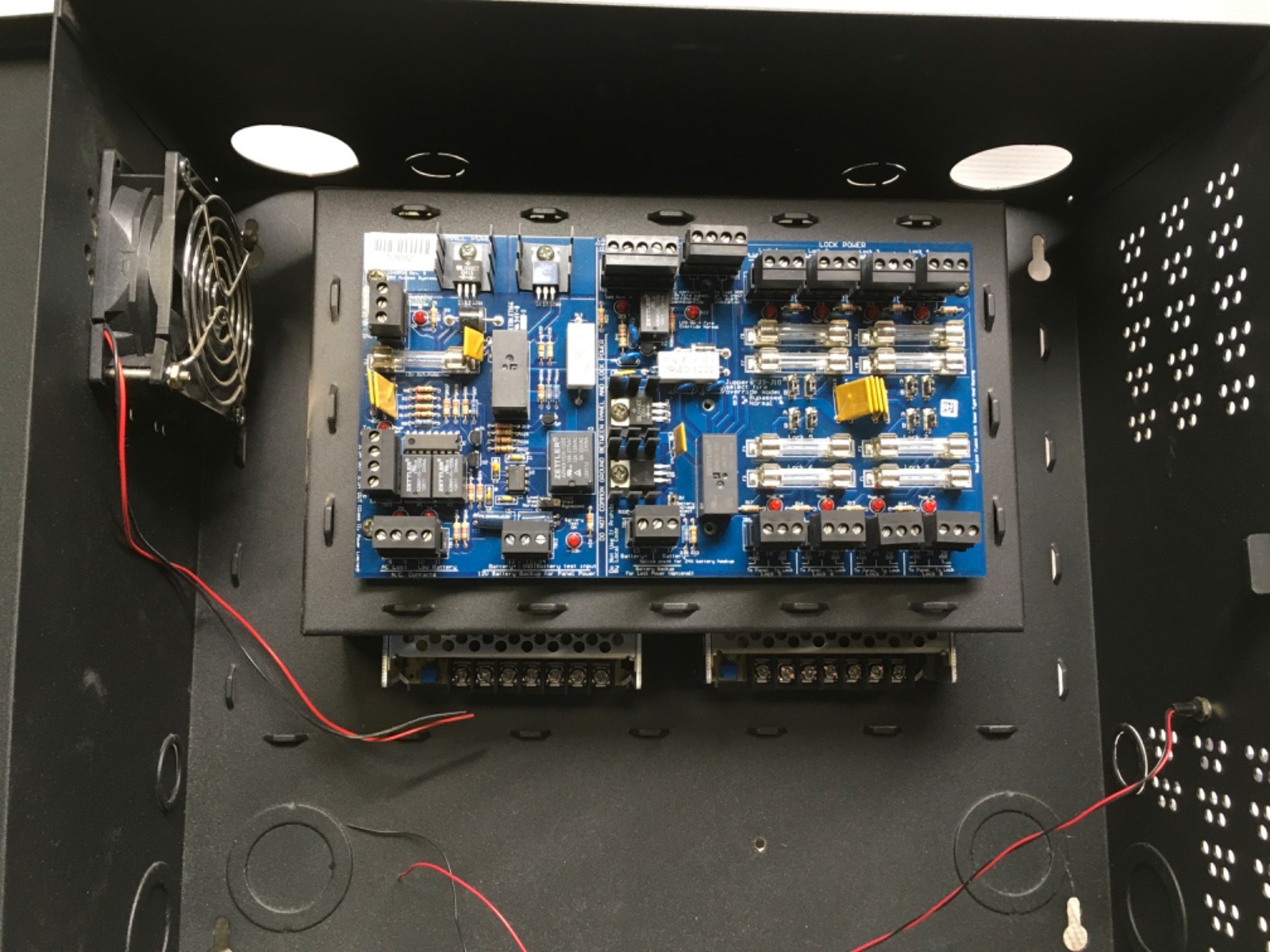 DSX-1040PDP Power Distribution Panel, 2-SWS150-15/DSX power supplies, used, OC-1
