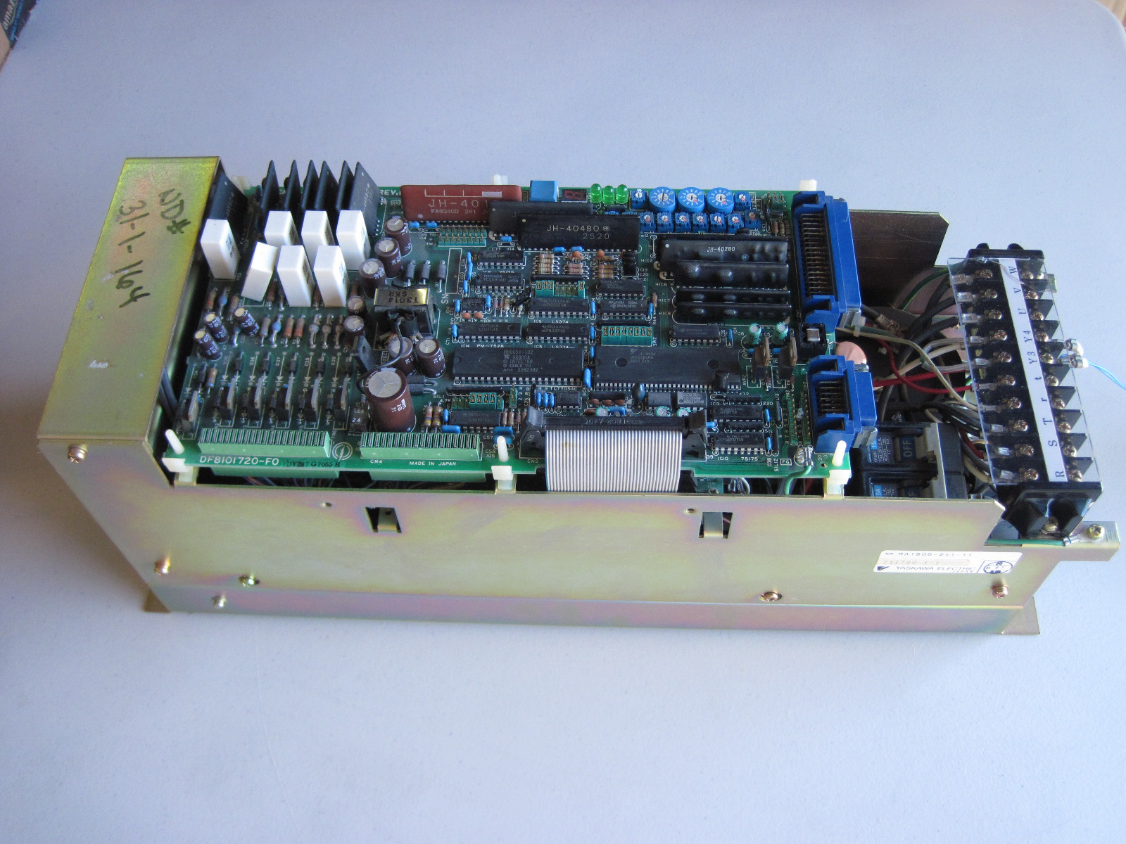 100% WARRANTY Yaskawa Servopack CACR-SR20BB1AD SR 20BB1AD Servo Drive