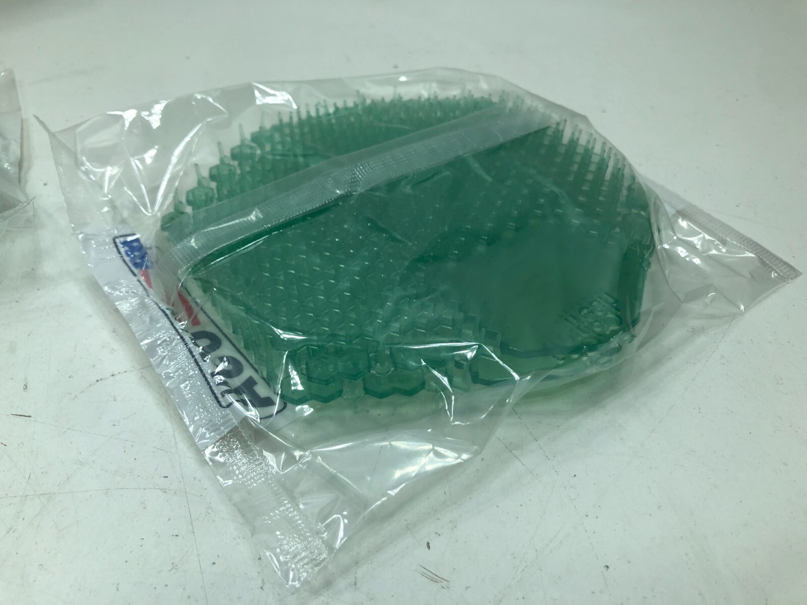 (QTY.23) IMPACT / FRESH PRODUCTS 85137 / 3WDS-F-010I060M-02 URINAL SCREENS