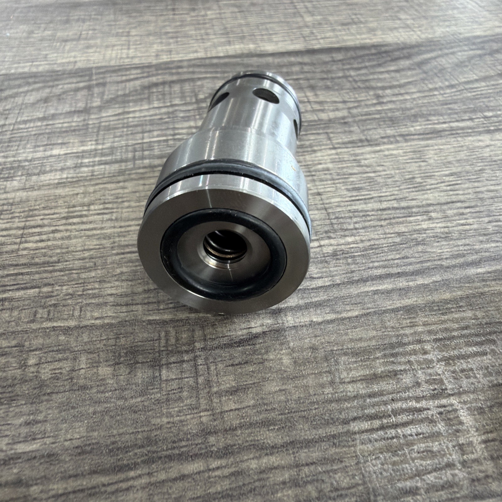 LR16DB40E1X/ 1818509246 Bosch Rexroth Logic Cartridge Valve 1 818 509 246