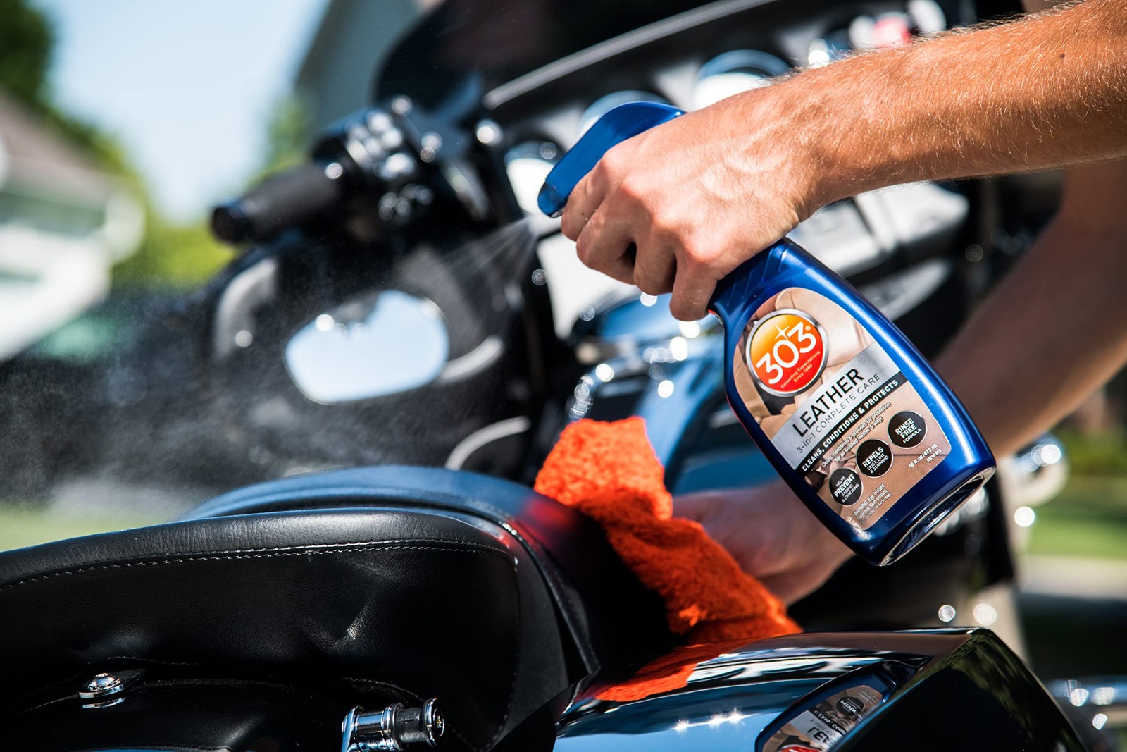303 Automotive Leather 3 in 1 Complete Care 16oz UV Protection Cleaner