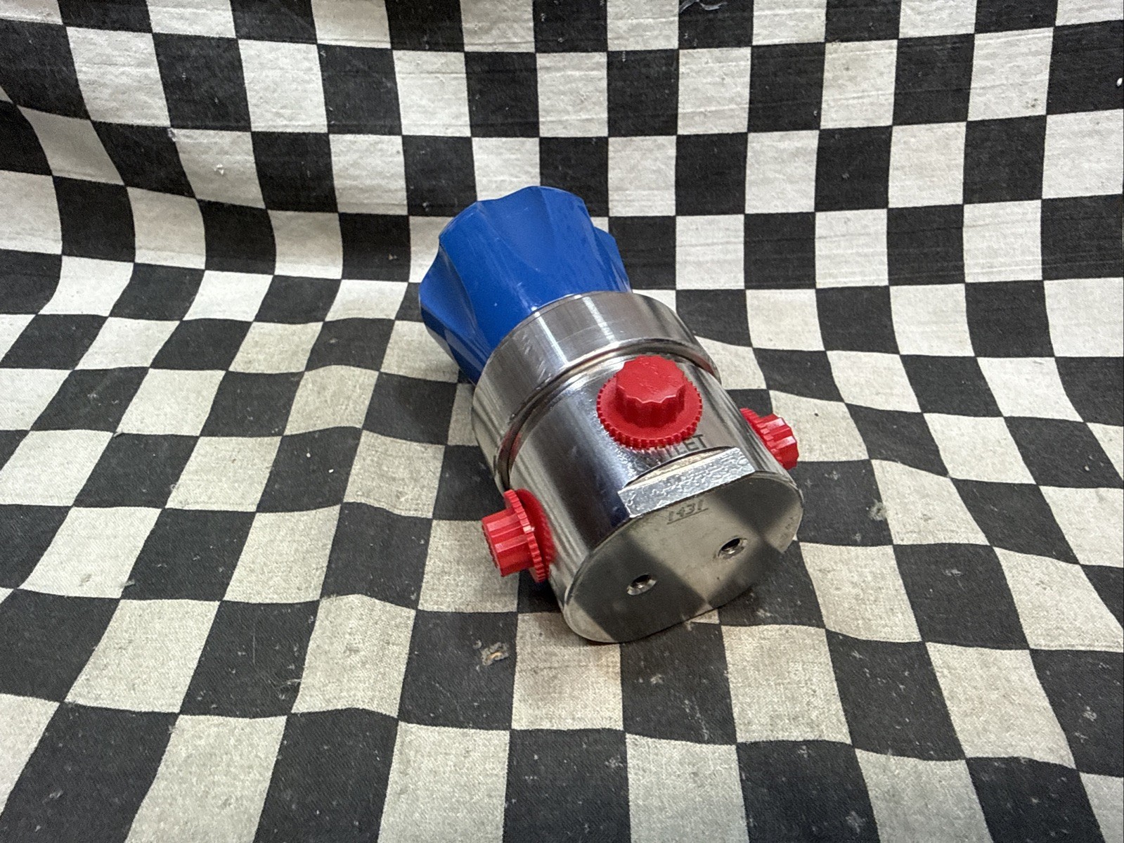 GO PR5-1C11K5E111, PR51C11K5E111, REGULATOR 1/4″ FNPT, 300 PSI SHIPSAMEDAY#ZB40D