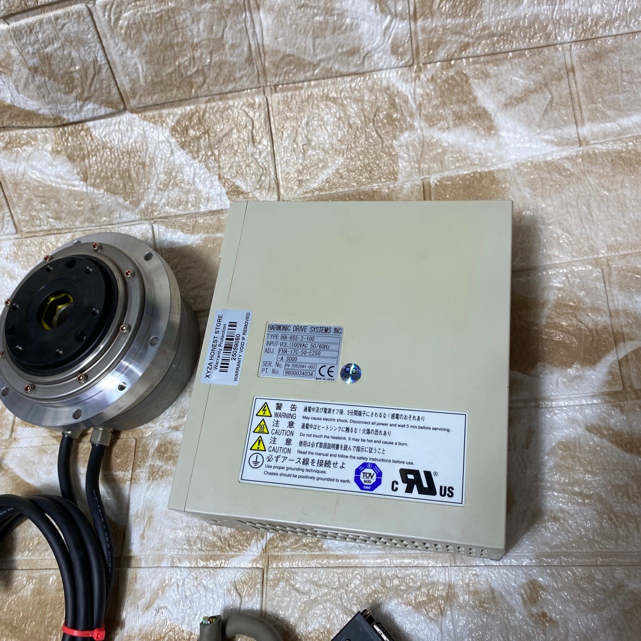 HARMONIC Drive HA-655-2-100&FHA-17C-50-E250 Servo set as in photos SN:9080, SALE
