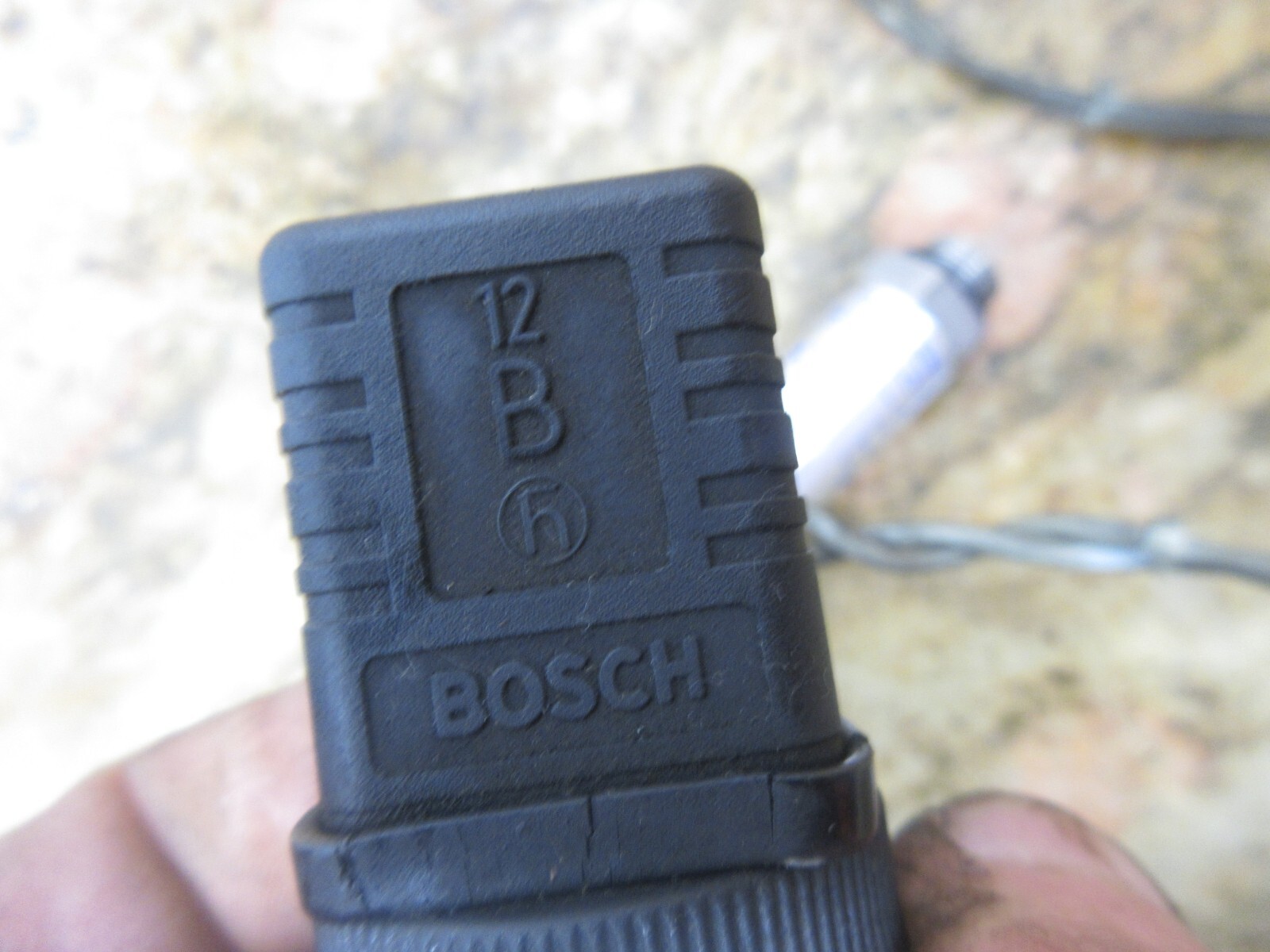 BOURDON-SEDEME TRANSMITTER E7 13 EM RATED 20 BAR 08J8 12 B BOSCH PVN 2 PIECES