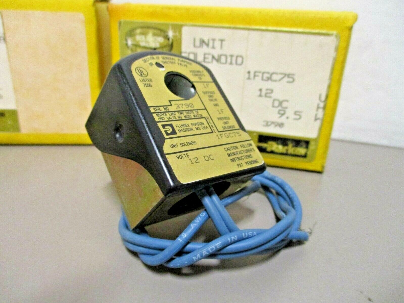 Parker 04F20C2118A1F Unit Valve 1/4 x 9/32 with 1FGC75 Type 1F 12vdc Solenoid