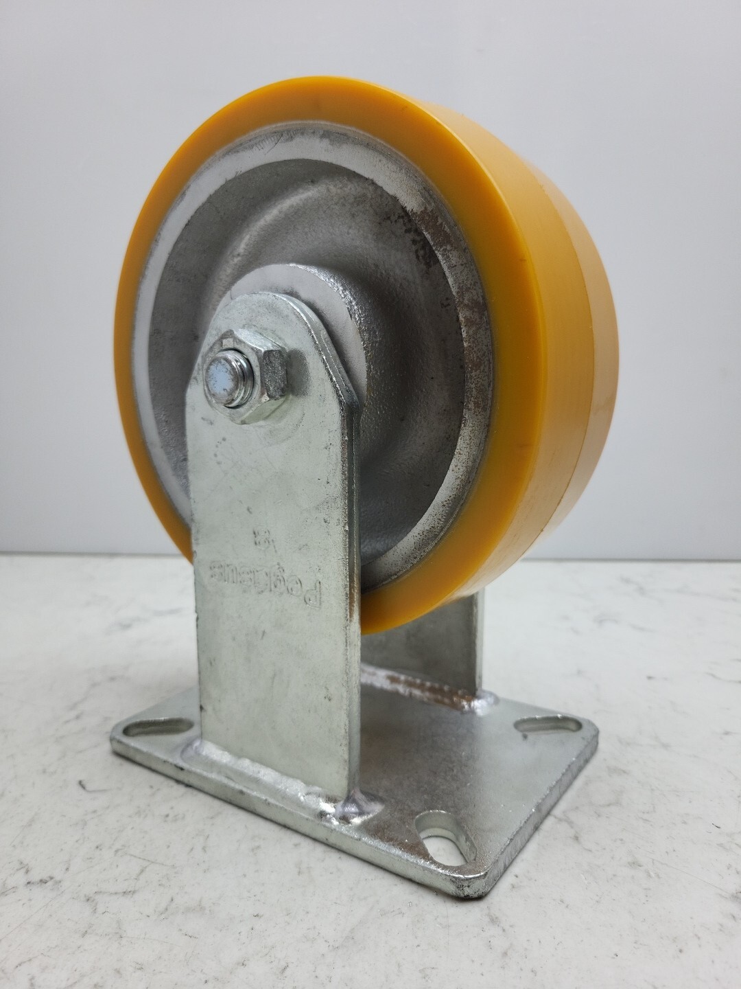 Pegasus 8″ Wheel Dia Standard Rigid Plate Caster 2500 lb P29R-UY080K-18